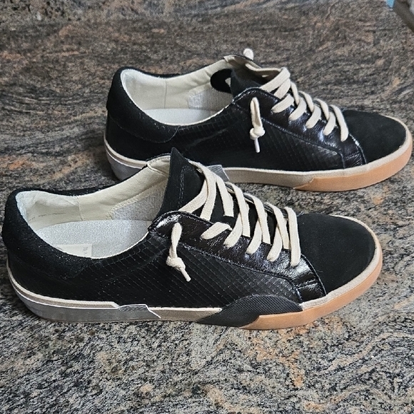 Dolce Vita Black and Tan Women's Sneakers Size 11 Used - Picture 3 of 10